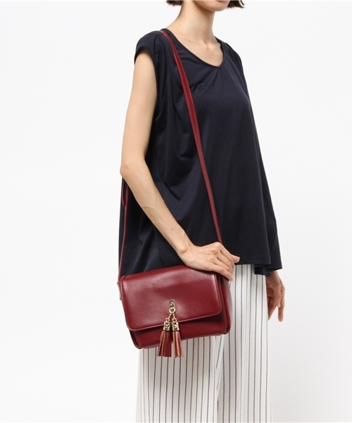 【ACCESSORIES】（アクセサリーズ）の「タッセルフリンジミニショルダーバッグ（ショルダーバッグ・レディース・ネイビー/ブラック/ボルドー/ブラウン・FREE）」の9枚目の写真