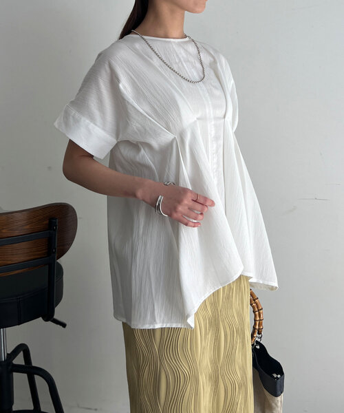 Chez toi（シェトワ）の「ウエストタックペプラムブラウス（シャツ/ブラウス・レディース・ピンク/ブラック/サックスブルー/オフホワイト・FREE）」の9枚目の写真