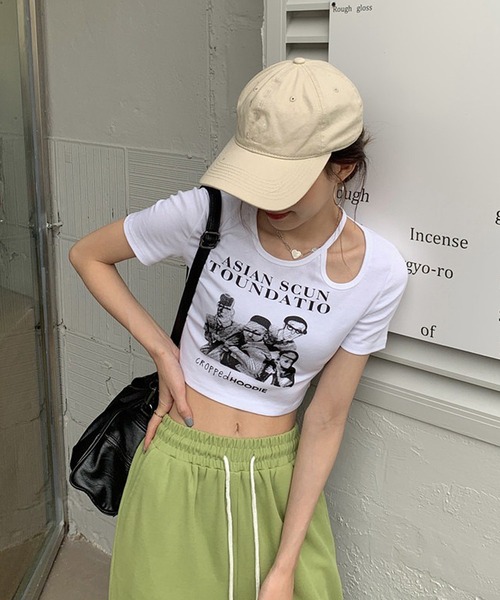 shopnikoniko(ショップニコニコ)の「クロップド丈 ショルダーカットアウト Tシャツ ショート丈 小さめ チビT 半袖(Tシャツ/カットソー・レディース・ホワイト/ブラウン/グレー/ブラック・フリー)」の16枚目の写真