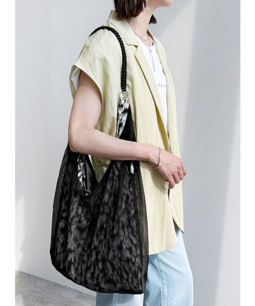 reca（レカ）の「マルチwayメッシュバッグ（トートバッグ・レディース・オレンジ/グリーン/グレー/ブラック/グリーン系その他/テラコッタ/ブルーグレー/グレイッシュベージュ/オフホワイト・ONE SIZE）」の3枚目の写真