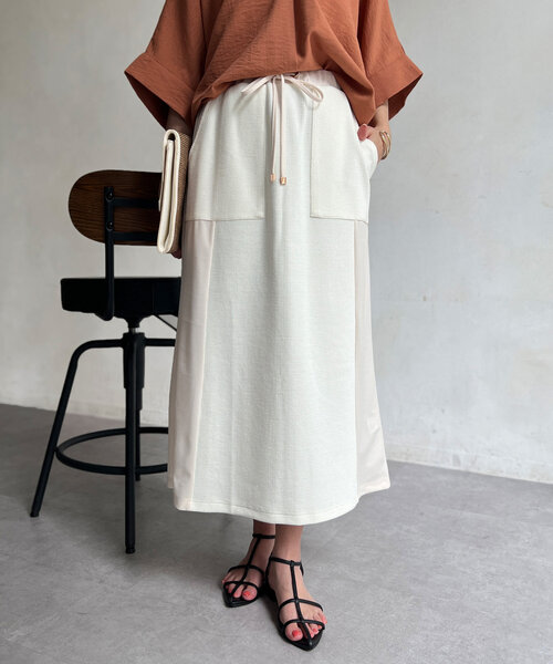 Chez toi（シェトワ）の「ワッフルナロースカート（スカート・レディース・ライトグレー/オフホワイト/レッド/ブラック・FREE）」の3枚目の写真