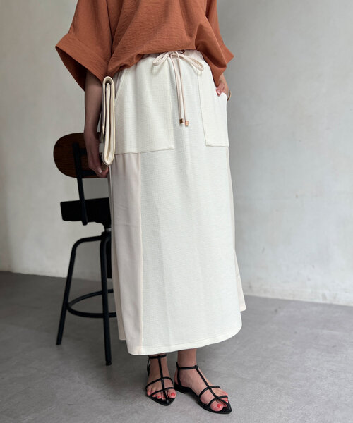 Chez toi（シェトワ）の「ワッフルナロースカート（スカート・レディース・ライトグレー/オフホワイト/レッド/ブラック・FREE）」の21枚目の写真