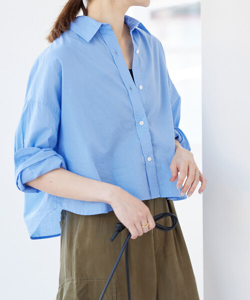 美品　スローブイエナ　LE DENIMクロップドシャツ　サックスブルーB SLOBE IENA（スローブイエナ）の「コットンクロップドシャツ