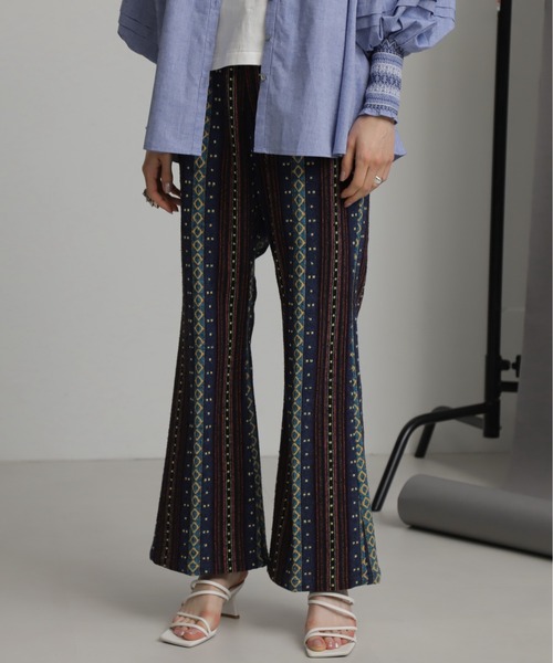 mag.by c（マグバイシー）の「(mag.by c)ジャカードセミフレアパンツ（その他パンツ・レディース・ネイビー/ピンク・SMALL/MEDIUM）」の3枚目の写真