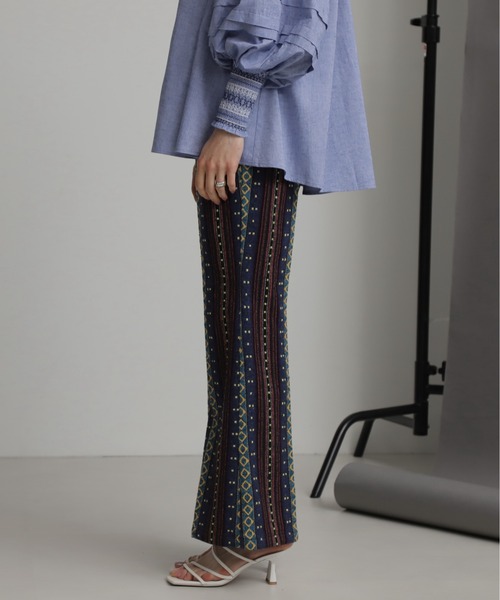 mag.by c（マグバイシー）の「(mag.by c)ジャカードセミフレアパンツ（その他パンツ・レディース・ネイビー/ピンク・SMALL/MEDIUM）」の4枚目の写真