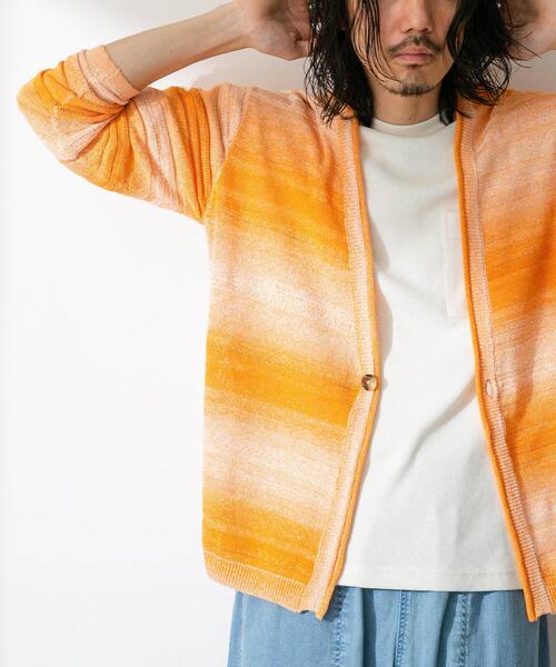 URBAN RESEARCH Sonny Label(アーバンリサーチサニーレーベル)の「スペースダイライトニットカーディガン(カーディガン/ボレロ・メンズ・オレンジ/グリーン/ブルー・MEDIUM/LARGE)」の7枚目の写真