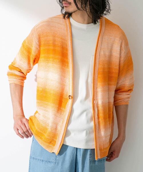URBAN RESEARCH Sonny Label(アーバンリサーチサニーレーベル)の「スペースダイライトニットカーディガン(カーディガン/ボレロ・メンズ・オレンジ/グリーン/ブルー・MEDIUM/LARGE)」の9枚目の写真