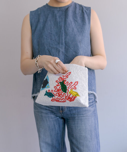 ear PAPILLONNER【MOYNA】ビジューバッグ　定価¥39,600 ear PAPILLONNER（イアパピヨネ）の「【MOYNA(モイナ)】ビジュー