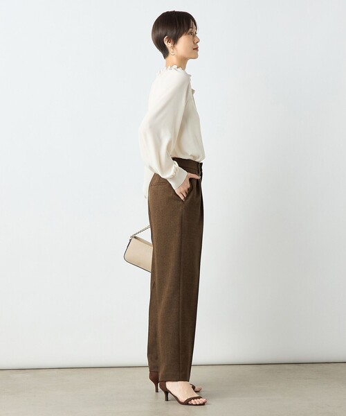 NOLLEY’S Sophi（ノーリーズソフィ）の「ウォッシャブルシャークツータックワイドパンツ（その他パンツ・レディース・ブラウン系その他/グレー系その他/ネイビー・34/36/38）」の15枚目の写真
