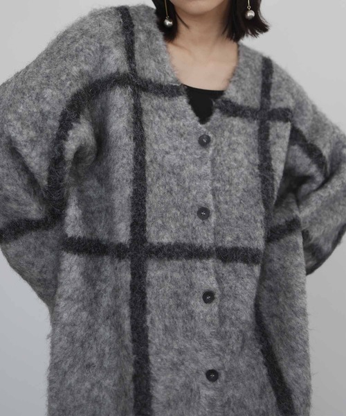 hellam（へラム）の「シャギーニットチェックカーディガン（カーディガン/ボレロ・レディース・アイボリー/杢グレー/チャコール・FREE）」の2枚目の写真