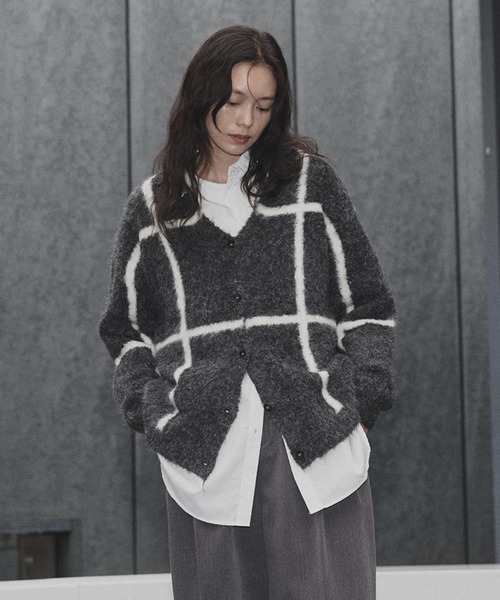 hellam（へラム）の「シャギーニットチェックカーディガン（カーディガン/ボレロ・レディース・アイボリー/杢グレー/チャコール・FREE）」の3枚目の写真