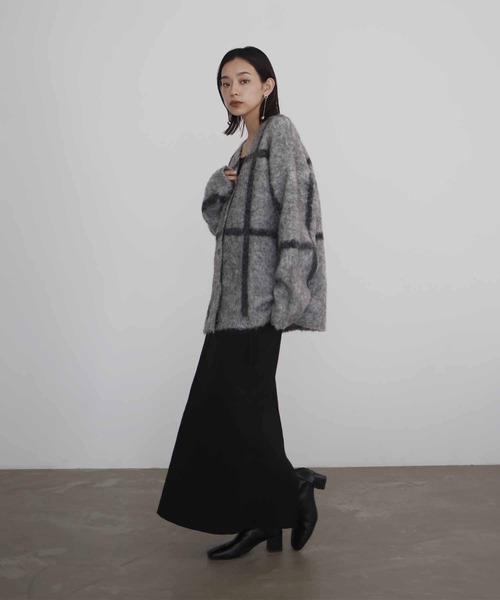 hellam（へラム）の「シャギーニットチェックカーディガン（カーディガン/ボレロ・レディース・アイボリー/杢グレー/チャコール・FREE）」の16枚目の写真