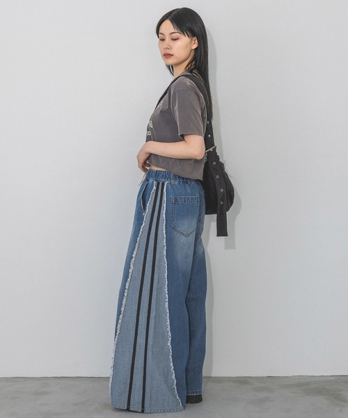 PAGEBOY（ページボーイ）の「加工デニムパンツ（デニムパンツ・レディース・グレー・MEDIUM）」の7枚目の写真