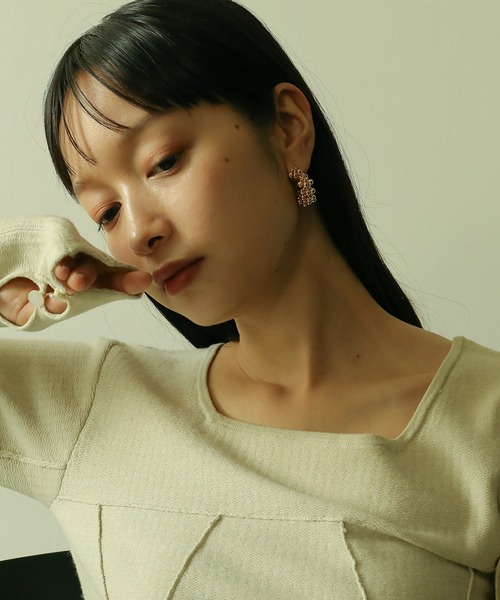 voov(ブーブ)の「パールシャワー メタル ピアス(ピアス(両耳用)・レディース・シルバー/ゴールド・フリー)」の6枚目の写真