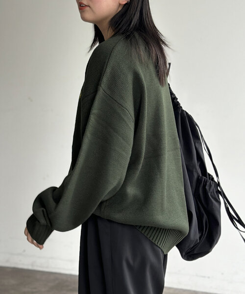 CPCM（シーピーシーエム）の「クルーネックニット（ニット/セーター・レディース・ネイビー/グリーン/グレー/ブルー/ホワイト/ブラウン/アイボリー/チャコールグレー/ブラウン系その他・MEDIUM/LARGE）」の14枚目の写真