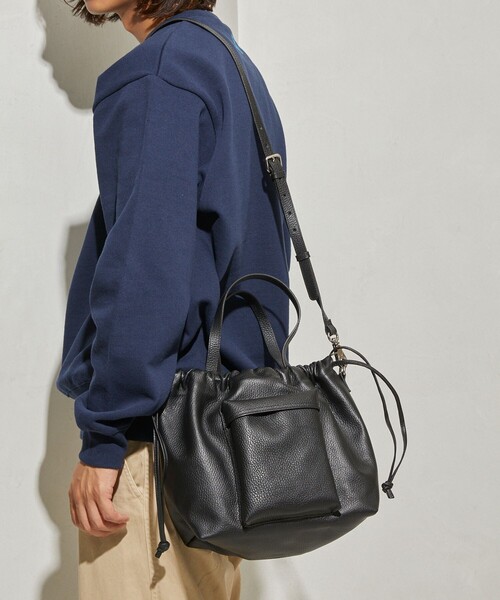 ショルダーバッグ レザー 斜めがけ first hand ファーストハンド 黒 Firsthand ショルダーバッグ Firsthand/ファーストハンド 2WAY