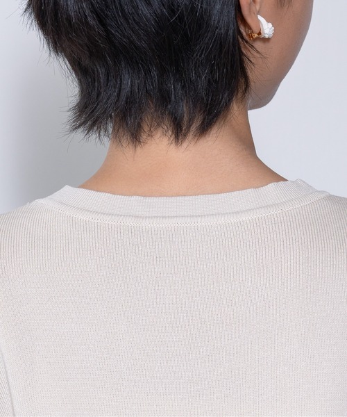 DOLLUPOOPS(ドールアップウップス)の「【ZOZO限定商品】ブラウスドッキングニットトップス(ニット/セーター・レディース・ブラック/カーキ/アイボリー・38)」の22枚目の写真