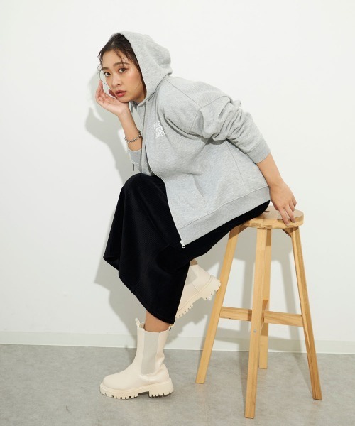 Ocean Pacific（オーシャンパシフィック）の「【OP/オーピー】レディーススウェットジップパーカー　カレッジデザイン（パーカー・レディース・ネイビー/アイボリー/チャコールグレー/ヘザーグレー・MEDIUM/LARGE/X-LARGE）」の7枚目の写真