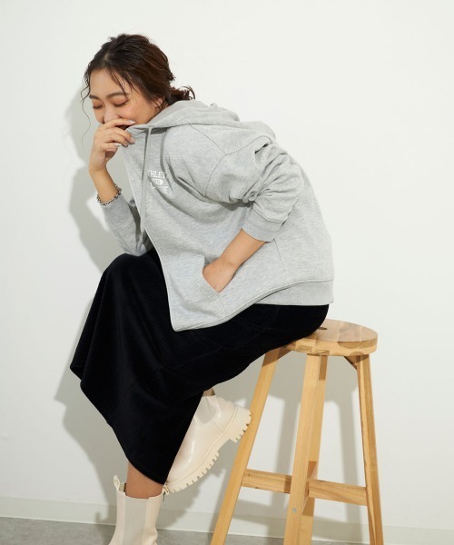 Ocean Pacific（オーシャンパシフィック）の「【OP/オーピー】レディーススウェットジップパーカー　カレッジデザイン（パーカー・レディース・ネイビー/アイボリー/チャコールグレー/ヘザーグレー・MEDIUM/LARGE/X-LARGE）」の8枚目の写真