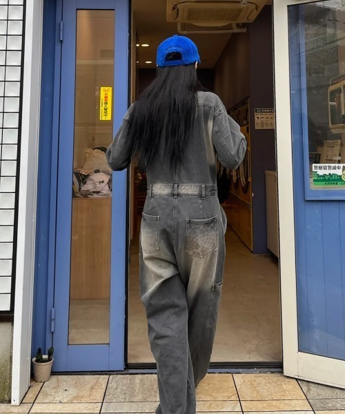 HTH(エイチティーエイチ)の「jump denim suit(セットアップ・レディース・インディゴブルー/ブラック・フリー)」の8枚目の写真
