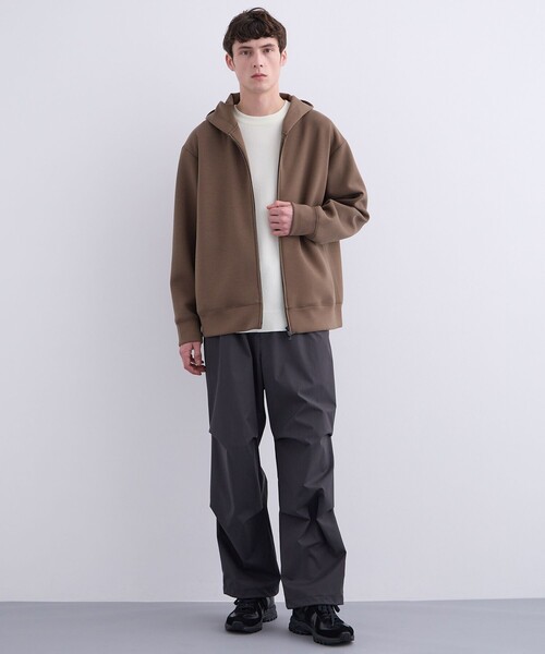 UNITED TOKYO（ユナイテッドトウキョウ）の「Aeroダンボール ジップパーカー（パーカー・メンズ・ブラック/ダークグレー/ライトグレー/グレイッシュベージュ/カーキ/ライトブラウン・1/2）」の21枚目の写真