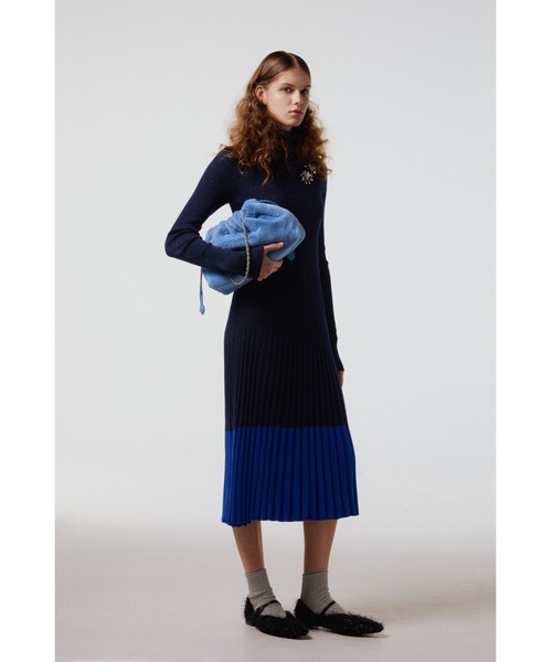 ミラオーウェン タートルネックロングリブニットワンピース Mila Owen Mila Owen（ミラオーウェン）の「タートルネックロングリブニット