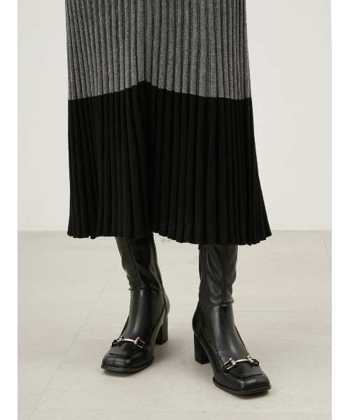 Mila Owen(ミラオーウェン)の「タートルネックロングリブニットワンピース(ワンピース・レディース・ネイビー/レッド/グレー/ブラック・0/1)」の10枚目の写真