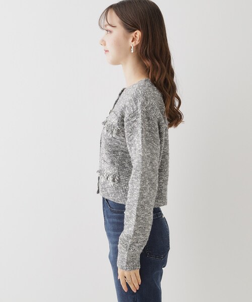 couture brooch(クチュールブローチ)の「◆【上品な着こなしが叶う】ツイード風ニットジャケットカーディガン(カーディガン/ボレロ・レディース・チャコールグレー/グレー/アイボリー・38)」の12枚目の写真