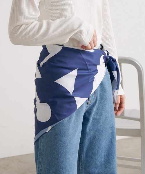 CIAOPANIC TYPY（チャオパニックティピー）の「【PONセレクト！】アソート柄大判スカーフ（ストール/ショール・レディース・バーガンディー/ブラウン/ネイビー・ONE SIZE）」の8枚目の写真