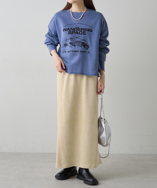 PUAL CE CIN（ピュアルセシン）の「ヴィンテージライクスペースプリント裏起毛スウェット（スウェット・レディース・チャコールグレー/ブルー・FREE）」の4枚目の写真