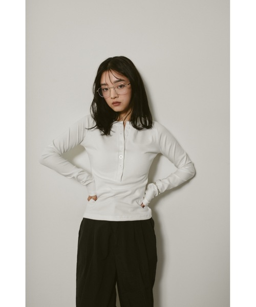 DRWCYS(ドロシーズ)の「ヘンリーネックプルオーバー(Tシャツ/カットソー・レディース・ホワイト/ブラック・FREE)」の16枚目の写真