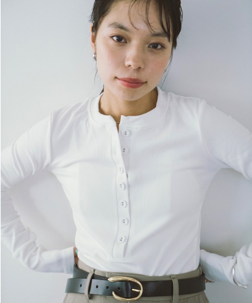 DRWCYS(ドロシーズ)の「ヘンリーネックプルオーバー(Tシャツ/カットソー・レディース・ホワイト/ブラック・FREE)」の19枚目の写真