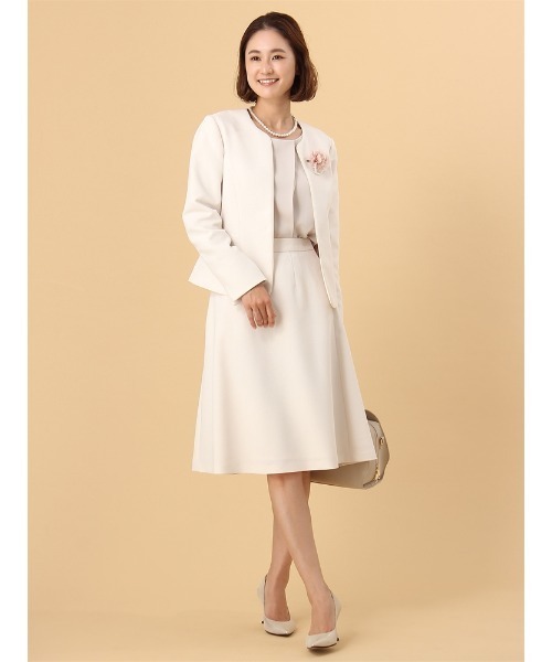 SUIT SQUARE（スーツスクエア）の「【セレモニー】フレアスカート ハンドウォッシュ TRドビー ストレッチ 織柄 セットアップ（スーツスカート・レディース・ベージュ・36(7号)/38(9号)/40(11号)）」の6枚目の写真