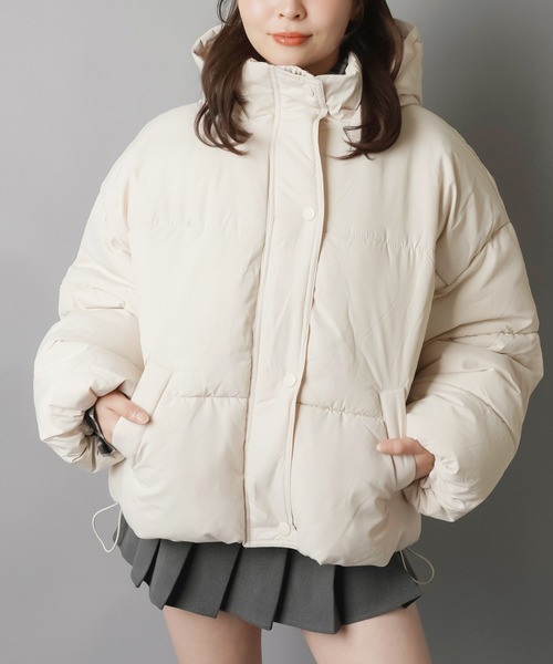 SPINNS（スピンズ）の「軽いのに最強あったか☆究極シンプル中綿