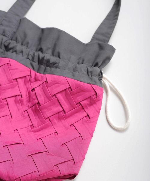 Kelen（ケレン）の「「KELEN / ケレン」 スモッキングデザインバッグ SUNNY（トートバッグ・レディース・ブルー/ブラック/イエロー/ピンク・FREE）」の22枚目の写真