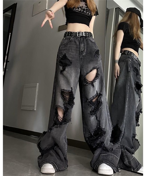 FUNdaysion(ファンデイション)の「クラッシュダメージルーズデニムパンツ(デニムパンツ・レディース・ブラック・M/L/S)」の9枚目の写真