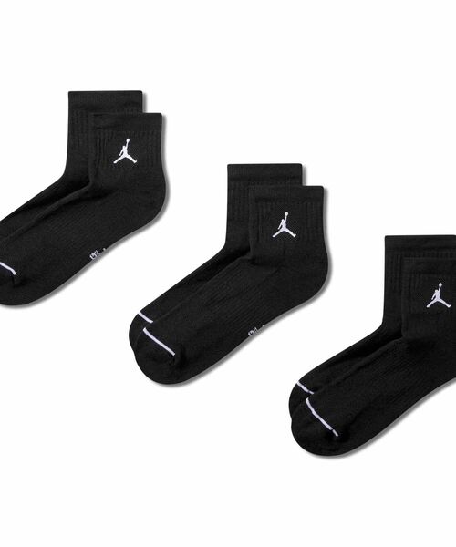 JORDAN BRAND(ジョーダンブランド)の「ジョーダン エブリデイ アンクル ソックス (3足) / Jordan Everyday Ankle Socks (3 Pairs) DX9655-010 Black(ソックス/靴下・メンズ・ブラック・23-25/25-27/27-29/21-23)」の1枚目の写真