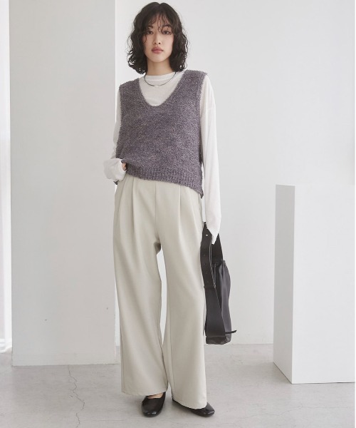 ANGIE（アンジー）の「リボンヤーン Vネック ニットベスト（ベスト・レディース・アイボリー/チャコールグレー/ライトグレー・FREE）」の7枚目の写真