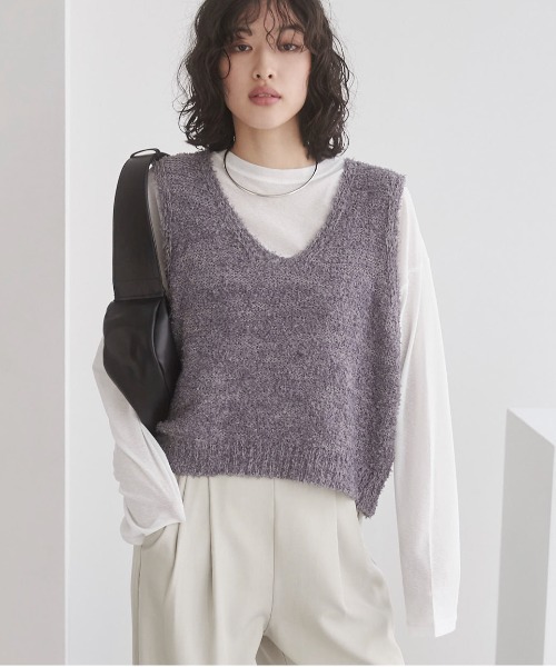 ANGIE（アンジー）の「リボンヤーン Vネック ニットベスト（ベスト・レディース・アイボリー/チャコールグレー/ライトグレー・FREE）」の12枚目の写真