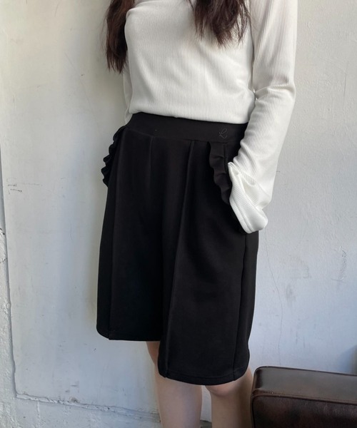 FRILL BERMUDA SHORTS/フリルバルミューダパンツ（その他パンツ
