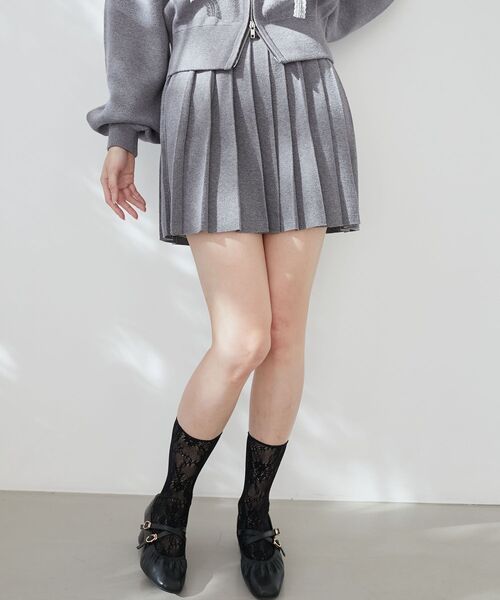 MAJESTIC LEGON（マジェスティックレゴン）の「ニットプリーツミニスカパン（スカート・レディース・ブラック/グレー/アイボリー・MEDIUM）」の16枚目の写真