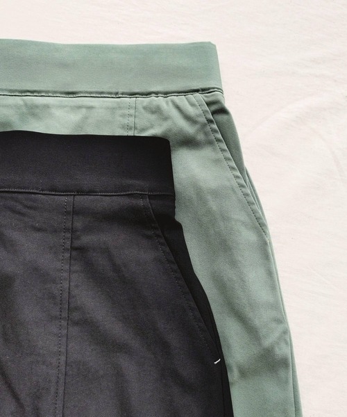Q(キュー)の「ストレッチタイトスカート(スカート・レディース・カーキ/ブラック・MEDIUM)」の9枚目の写真