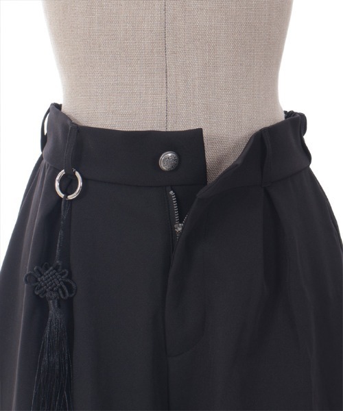 axes femme POETIQUE（アクシーズファムポエティック）の「チャイナ釦ショートパンツ（その他パンツ・レディース・ワイン/ブラック・MEDIUM）」の9枚目の写真