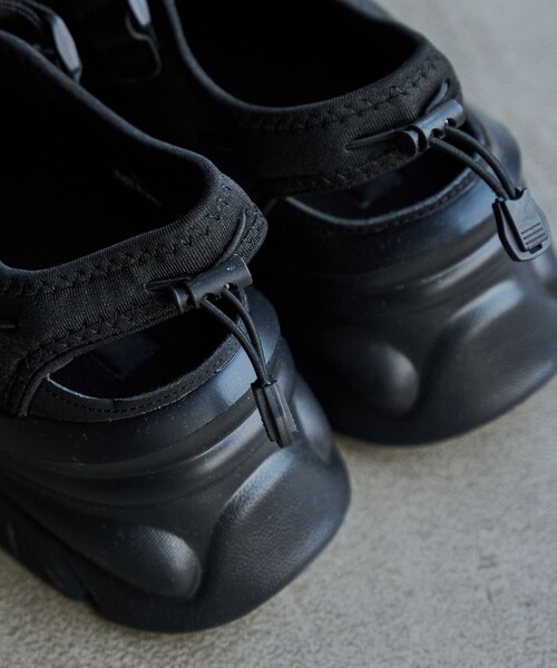 coen（コーエン）の「【C.Mt】クロスループスニーカー（WEB限定サイズ）（スニーカー・レディース・ブラック/オフホワイト・24.5cm/23.5cm/22.5cm）」の12枚目の写真