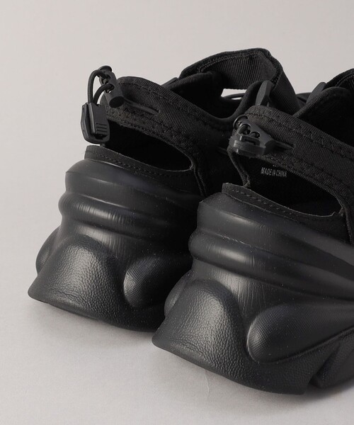 coen（コーエン）の「【C.Mt】クロスループスニーカー（WEB限定サイズ）（スニーカー・レディース・ブラック/オフホワイト・24.5cm/23.5cm/22.5cm）」の20枚目の写真