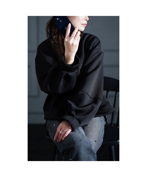 Sawa a la mode（サワアラモード）の「裾ZIPスウェットプルオーバー（スウェット・レディース・ブラック・FREE）」の18枚目の写真
