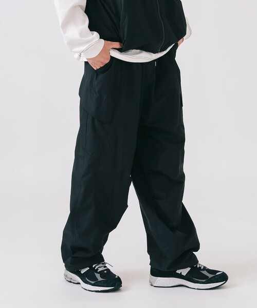 BEAMS HEART(ビームスハート)の「ウラメッシュ カーゴパンツ (撥水加工)(カーゴパンツ・メンズ・ブラック/チャコールグレー・SMALL/MEDIUM/LARGE)」の20枚目の写真
