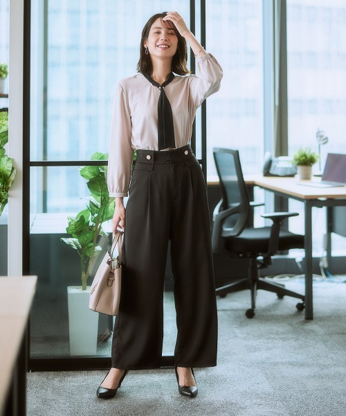 7days Life Styling（セブンデイズライフスタイリング）の「【しわになりにくい・ストレッチ】ハイウエスト金ボタンパンツ（とろみシリーズ）<大きいサイズ有>（スラックス・レディース・ブラック/ネイビー/モカ・LL/3L/S/M/L）」の9枚目の写真