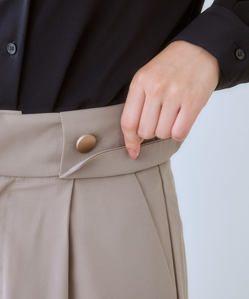 7days Life Styling（セブンデイズライフスタイリング）の「【しわになりにくい・ストレッチ】ハイウエスト金ボタンパンツ（とろみシリーズ）<大きいサイズ有>（スラックス・レディース・ブラック/ネイビー/モカ・LL/3L/S/M/L）」の21枚目の写真