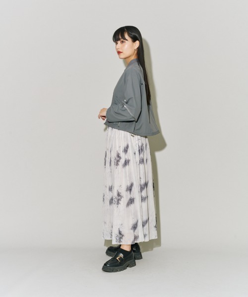 terrace(テラス)の「プリントチュールフレアースカート(スカート・レディース・ブラック系その他/ホワイト系その他2/ホワイト系その他・MEDIUM)」の5枚目の写真